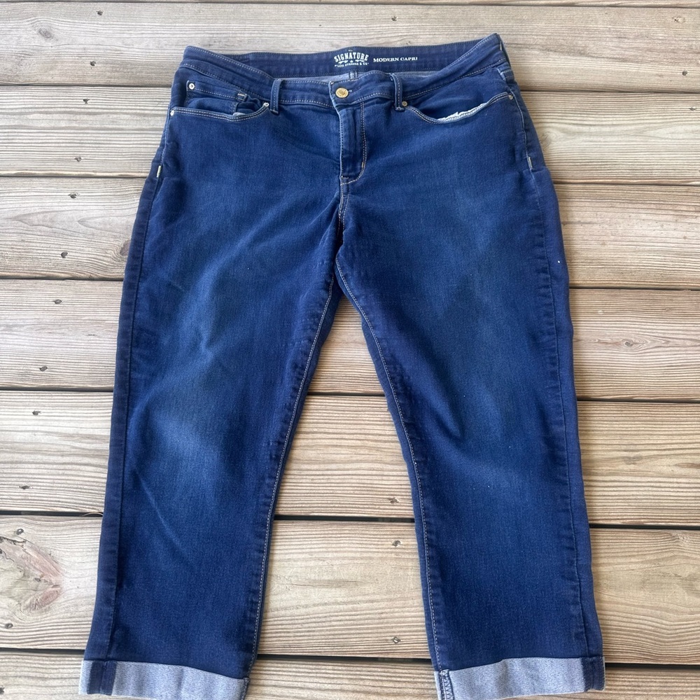 Signature by Levi Strauss Dark Blue Capri stretch Jeans